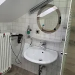 Konukevi Schlafstuhl Aschheim