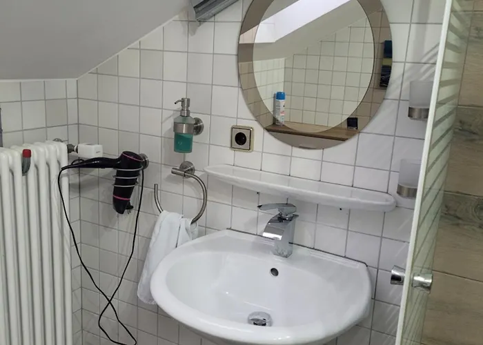 Konukevi Schlafstuhl Aschheim